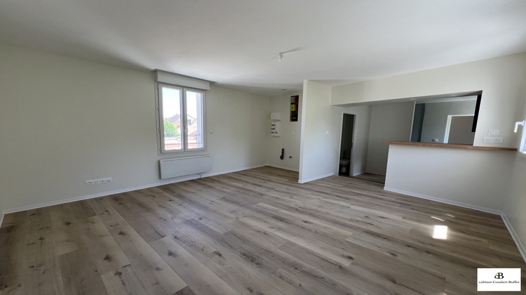 Ma-Cabane - Location Appartement Cosne-Cours-sur-Loire, 38 m²