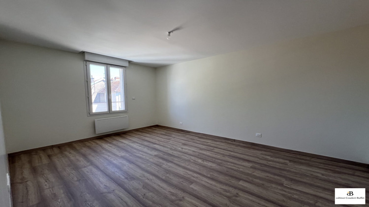 Ma-Cabane - Location Appartement Cosne-Cours-sur-Loire, 38 m²