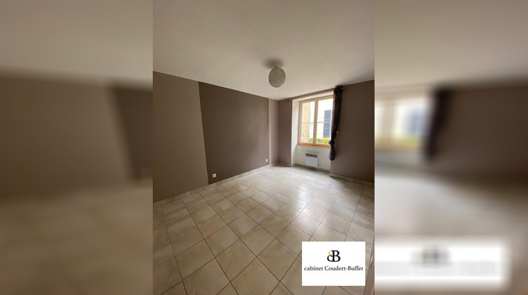 Ma-Cabane - Location Appartement Cosne-Cours-sur-Loire, 50 m²