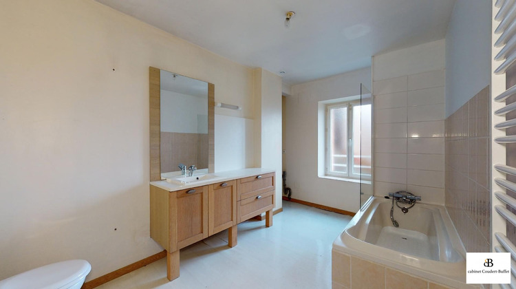 Ma-Cabane - Location Appartement Cosne-Cours-sur-Loire, 85 m²