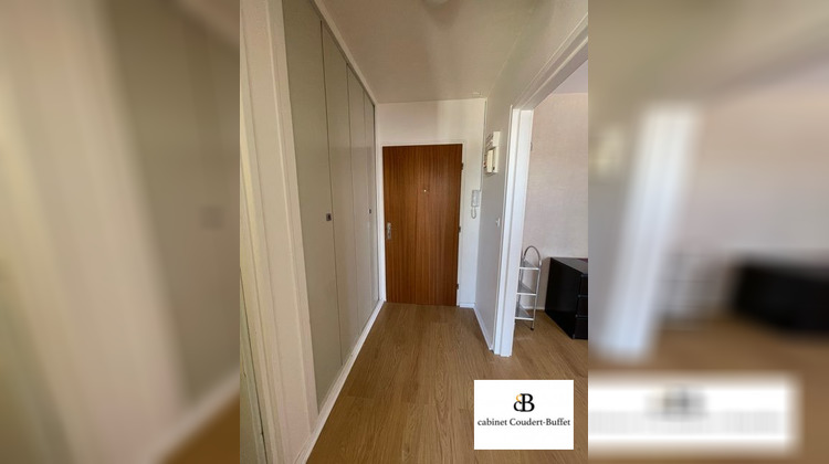 Ma-Cabane - Location Appartement Cosne-Cours-sur-Loire, 34 m²