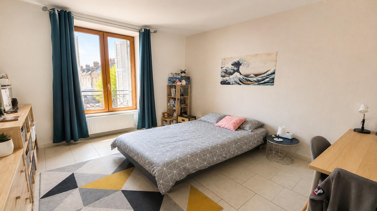 Ma-Cabane - Location Appartement Cosne-Cours-sur-Loire, 55 m²