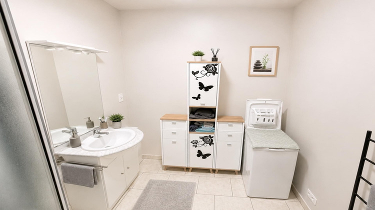 Ma-Cabane - Location Appartement Cosne-Cours-sur-Loire, 55 m²