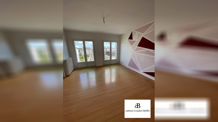 Ma-Cabane - Location Appartement Cosne-Cours-sur-Loire, 64 m²