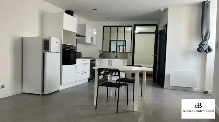 Ma-Cabane - Location Appartement Cosne-Cours-sur-Loire, 39 m²