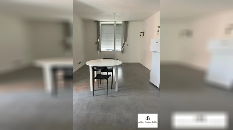 Ma-Cabane - Location Appartement Cosne-Cours-sur-Loire, 39 m²