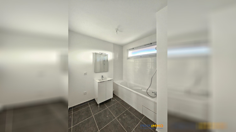 Ma-Cabane - Location Appartement Coublevie, 62 m²