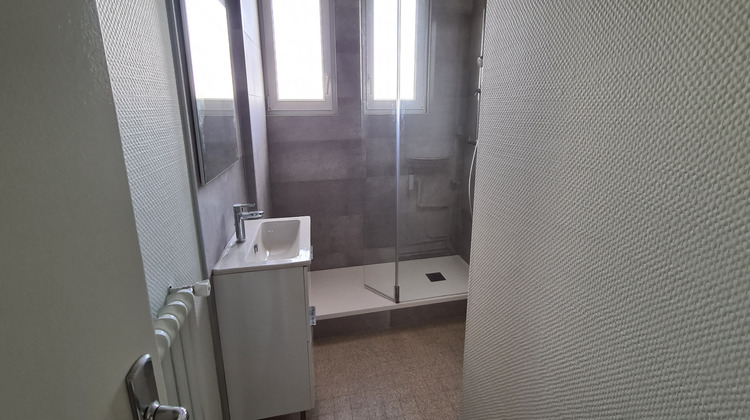 Ma-Cabane - Location Appartement COUCHEY, 76 m²