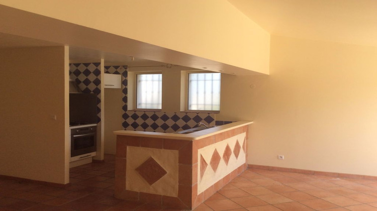 Ma-Cabane - Location Appartement COUFFOULENS, 70 m²