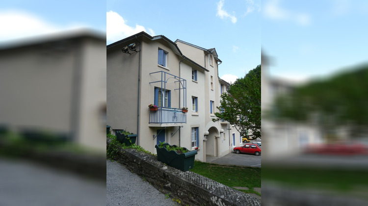 Ma-Cabane - Location Appartement COUPIAC, 88 m²