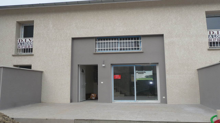 Ma-Cabane - Location Appartement Cour-et-Buis, 55 m²