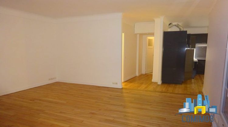 Ma-Cabane - Location Appartement Courbevoie, 59 m²