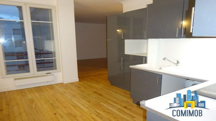 Ma-Cabane - Location Appartement Courbevoie, 59 m²