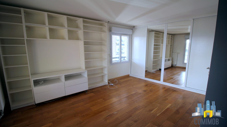 Ma-Cabane - Location Appartement Courbevoie, 116 m²