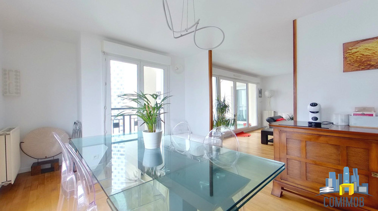 Ma-Cabane - Location Appartement Courbevoie, 120 m²