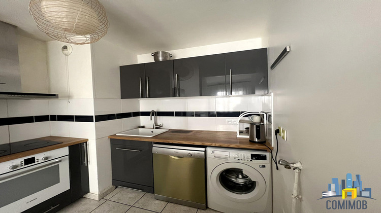 Ma-Cabane - Location Appartement Courbevoie, 48 m²