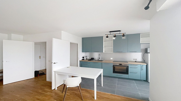 Ma-Cabane - Location Appartement COURBEVOIE, 47 m²