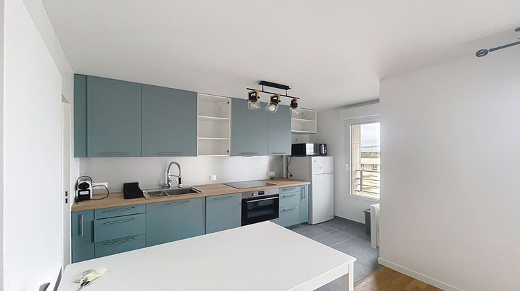 Ma-Cabane - Location Appartement COURBEVOIE, 47 m²