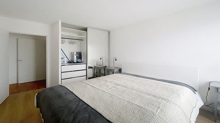 Ma-Cabane - Location Appartement COURBEVOIE, 47 m²