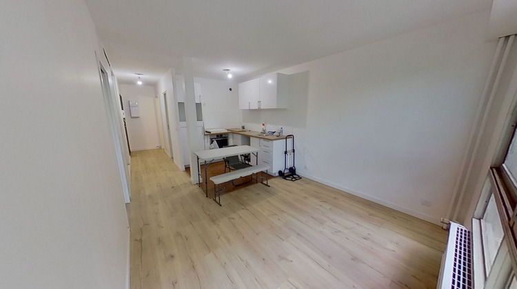 Ma-Cabane - Location Appartement COURBEVOIE, 35 m²