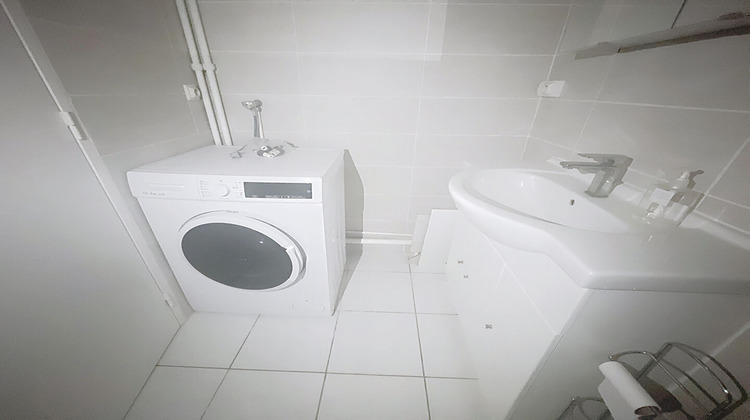 Ma-Cabane - Location Appartement COURBEVOIE, 17 m²