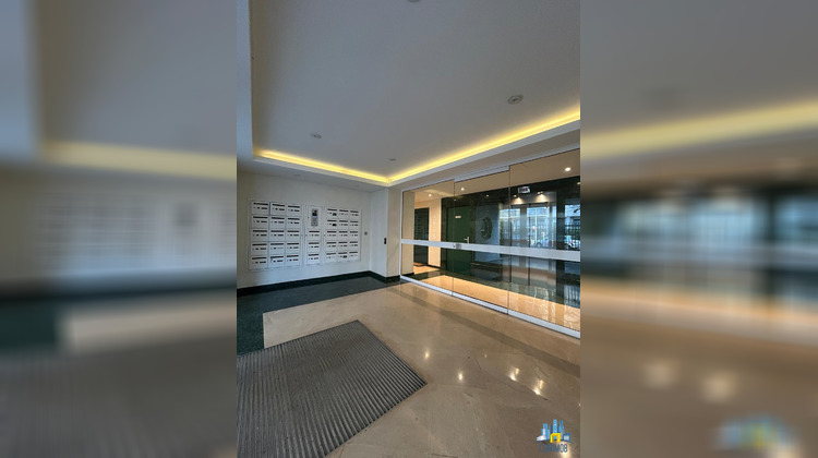 Ma-Cabane - Location Appartement Courbevoie, 45 m²