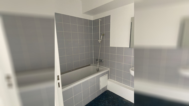 Ma-Cabane - Location Appartement COURBEVOIE, 26 m²