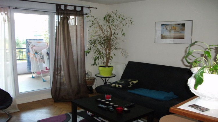 Ma-Cabane - Location Appartement COURBEVOIE, 34 m²