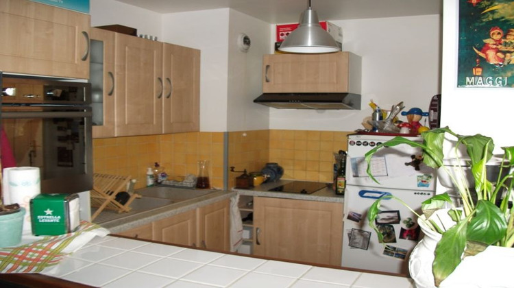 Ma-Cabane - Location Appartement COURBEVOIE, 34 m²