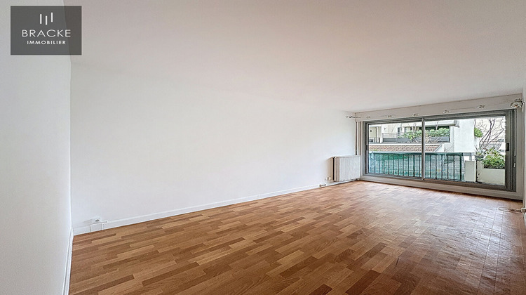 Ma-Cabane - Location Appartement COURBEVOIE, 31 m²