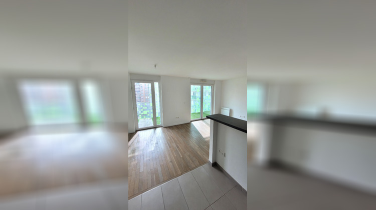 Ma-Cabane - Location Appartement COURBEVOIE, 82 m²