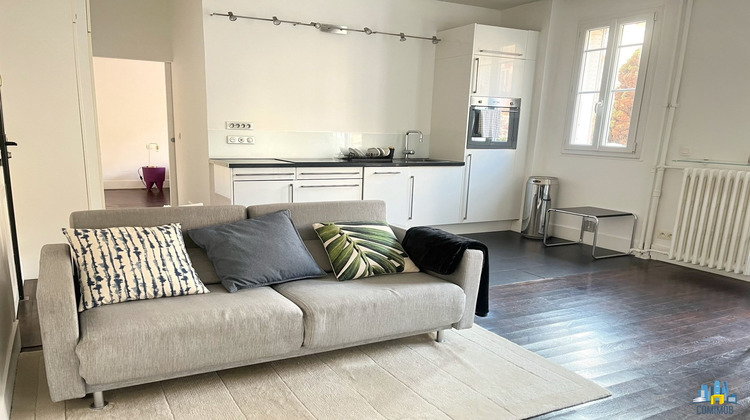 Ma-Cabane - Location Appartement Courbevoie, 42 m²