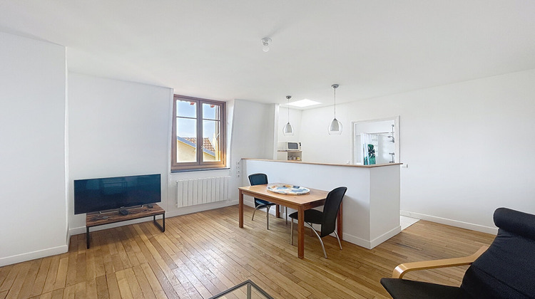 Ma-Cabane - Location Appartement COURBEVOIE, 37 m²