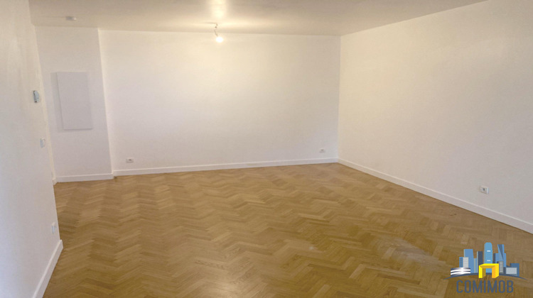 Ma-Cabane - Location Appartement Courbevoie, 49 m²