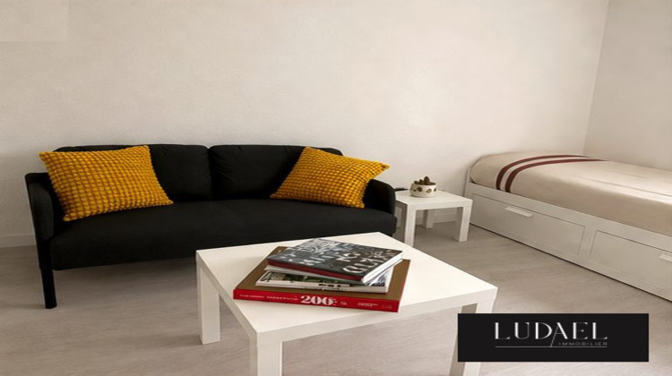 Ma-Cabane - Location Appartement Courbevoie, 18 m²