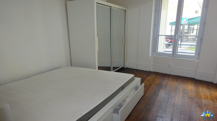 Ma-Cabane - Location Appartement Courbevoie, 31 m²