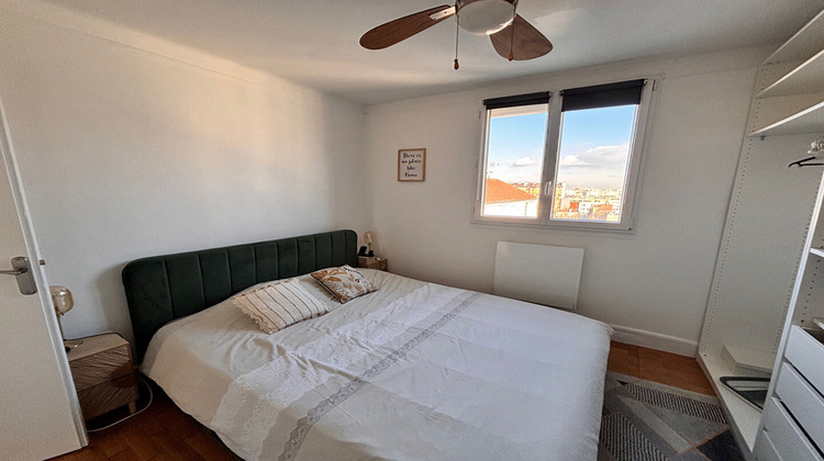 Ma-Cabane - Location Appartement COURBEVOIE, 40 m²