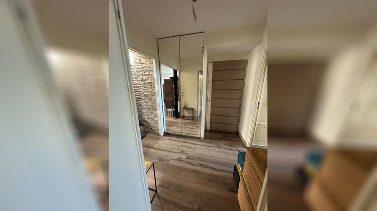 Ma-Cabane - Location Appartement COURBEVOIE, 53 m²