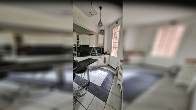 Ma-Cabane - Location Appartement COURBEVOIE, 50 m²