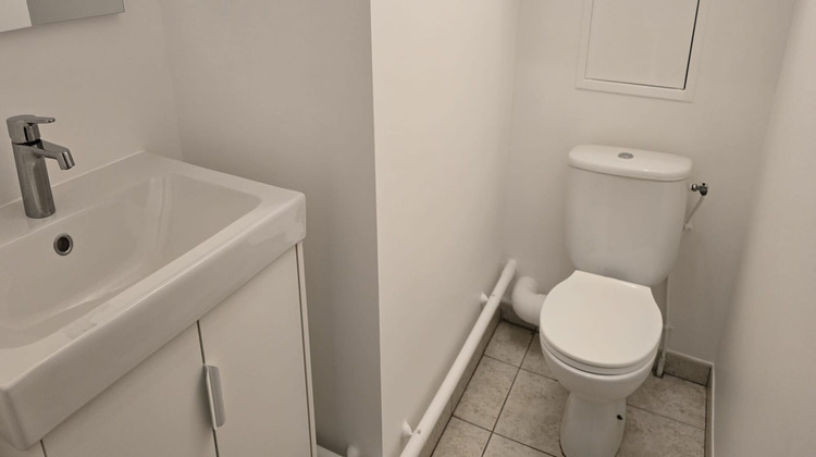 Ma-Cabane - Location Appartement COURBEVOIE, 103 m²