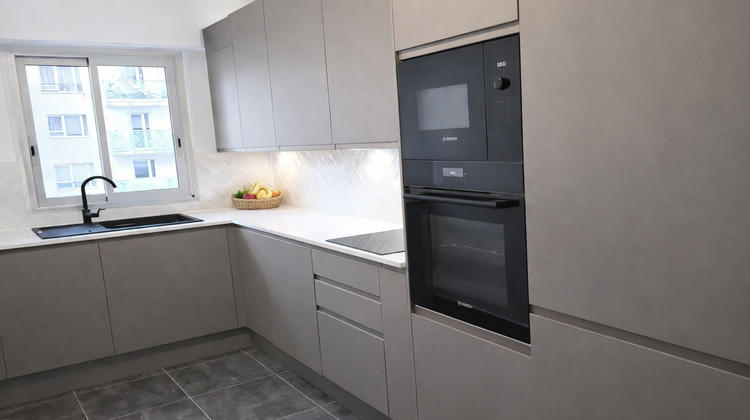 Ma-Cabane - Location Appartement COURBEVOIE, 72 m²