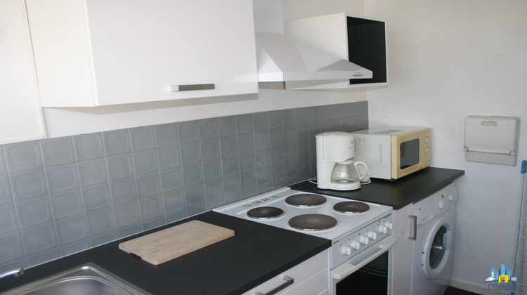 Ma-Cabane - Location Appartement Courbevoie, 40 m²