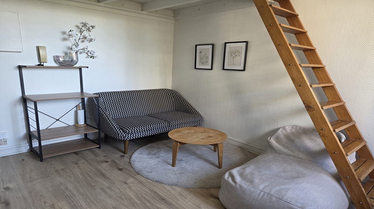 Ma-Cabane - Location Appartement COURBEVOIE, 14 m²