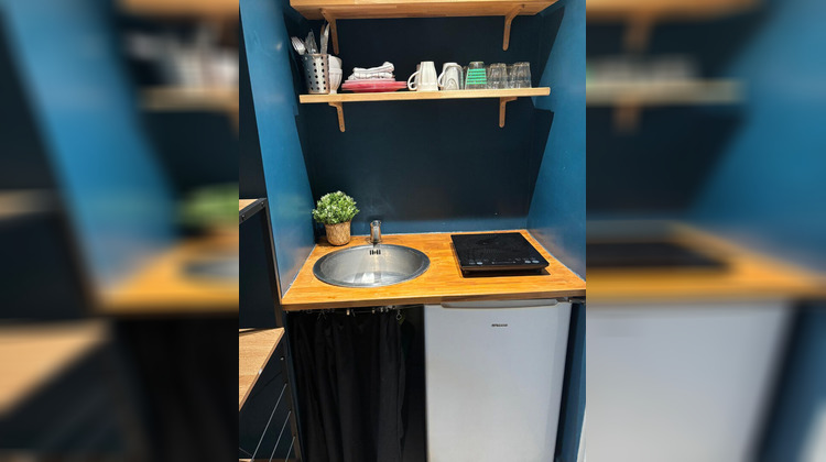 Ma-Cabane - Location Appartement COURBEVOIE, 14 m²