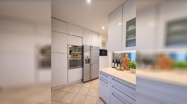 Ma-Cabane - Location Appartement Courbevoie, 70 m²