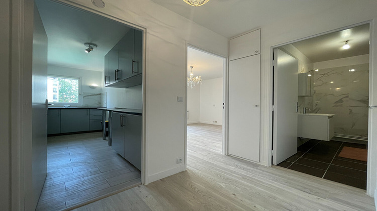 Ma-Cabane - Location Appartement COURBEVOIE, 47 m²