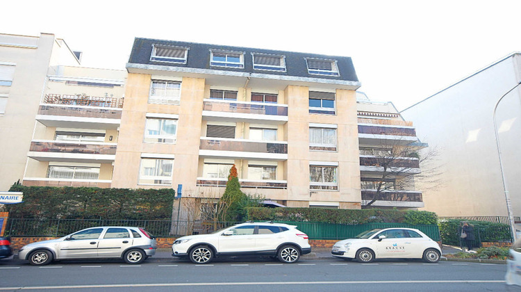 Ma-Cabane - Location Appartement COURBEVOIE, 49 m²