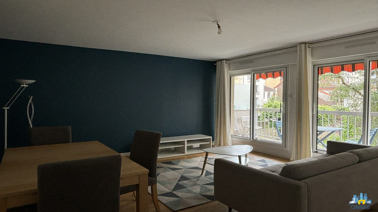 Ma-Cabane - Location Appartement Courbevoie, 45 m²