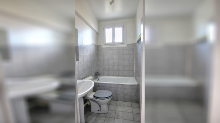 Ma-Cabane - Location Appartement COURBEVOIE, 25 m²