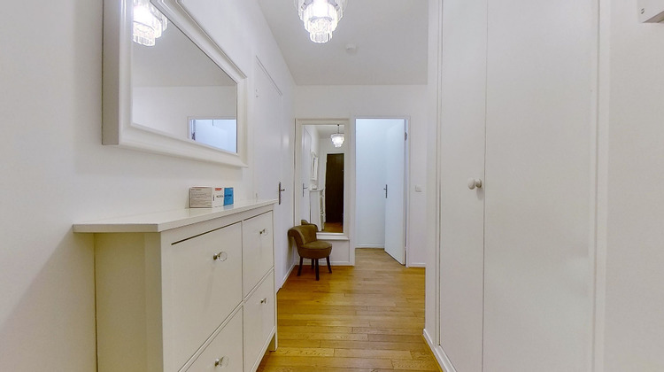 Ma-Cabane - Location Appartement COURBEVOIE, 55 m²